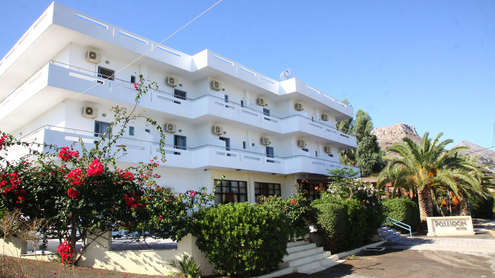 Hotel Poseidon Amoudara::Hotel View